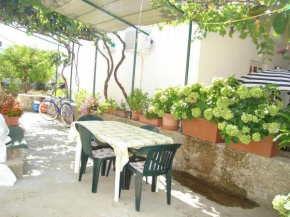 Holiday home Smi - 30 m from sea